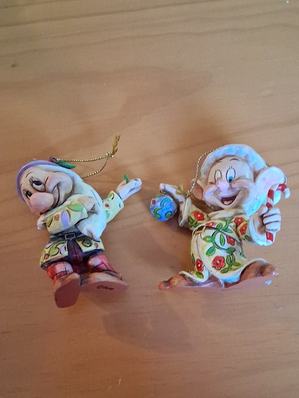 Disney Snow White Dopey & Sneezy Floral Figurine Ornaments - White & Multicolor